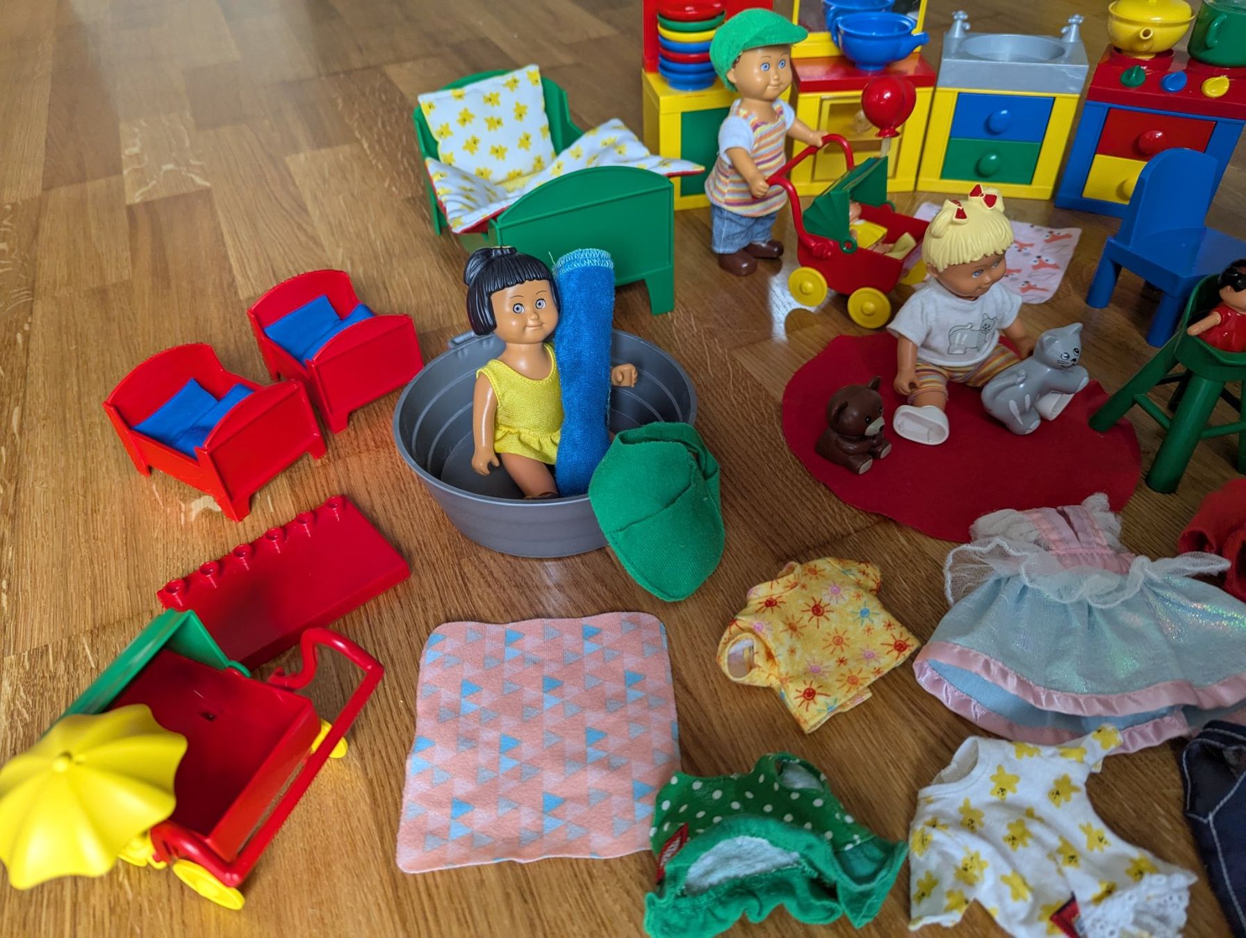 Lego Giocattoli: Lego Duplo Explore Dolls/ Grosse Puppen 3 – Usato da Ormalingen venduto da marithias23 3