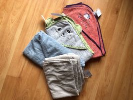 Lot de linges et capes de bain bébé