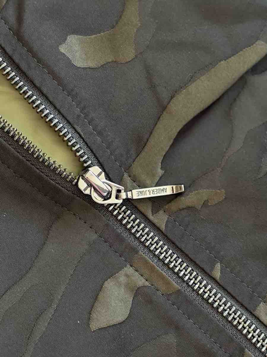 Vestes: Amber & June Bomber Jacket Camouflage Cropped – Neuf (Voir description) à Turbenthal par elizameise 5