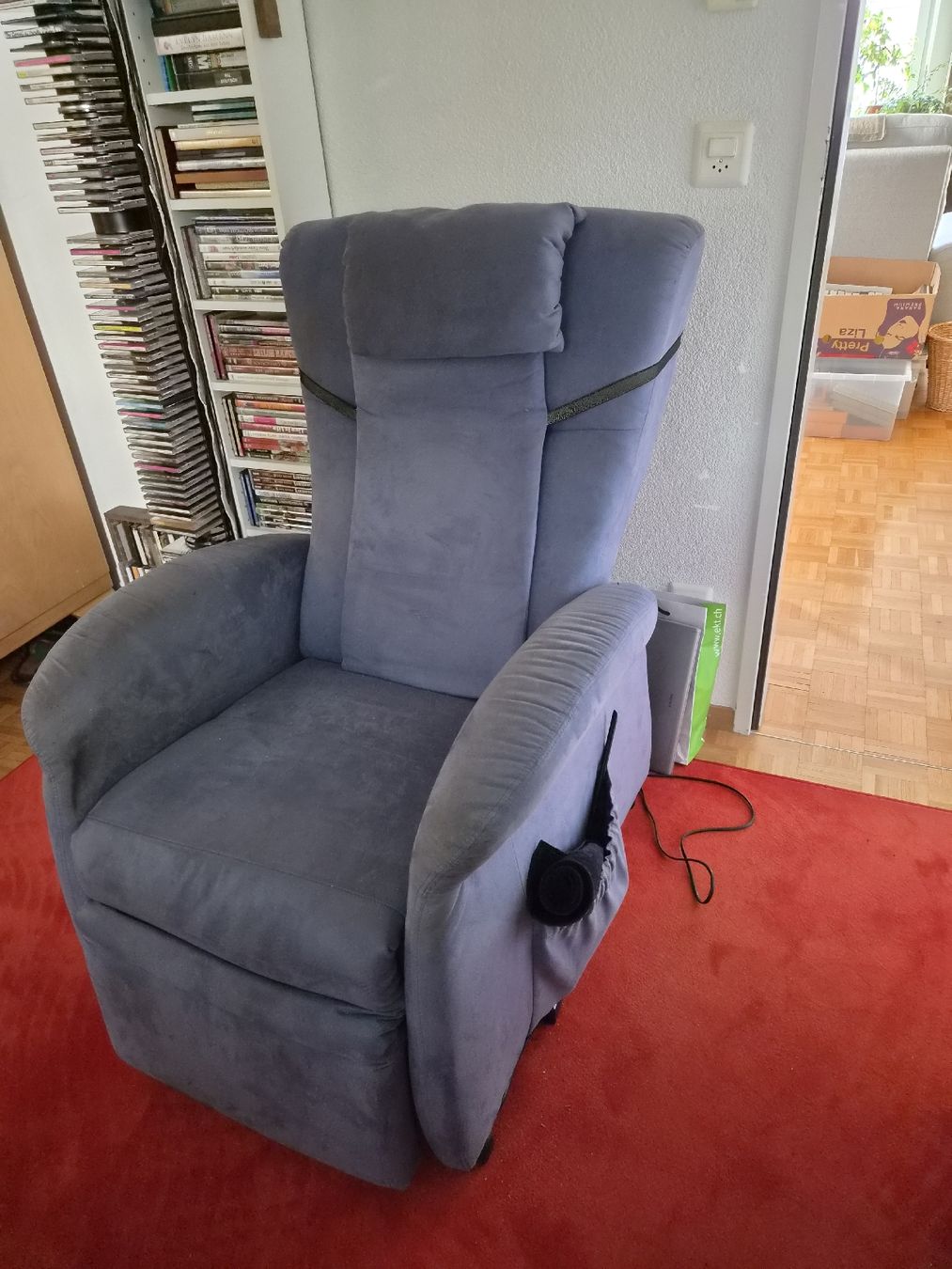 Fauteuils: Massagesessel mit Aufstehhilfe – Défectueux à Gais par goldzeit