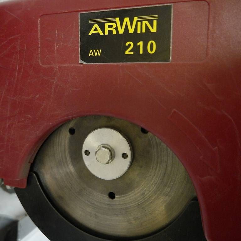 Seghe: Arwin Kapp- und Gehrungssäge 210 – Usato da Nebikon venduto da schnischna80 4