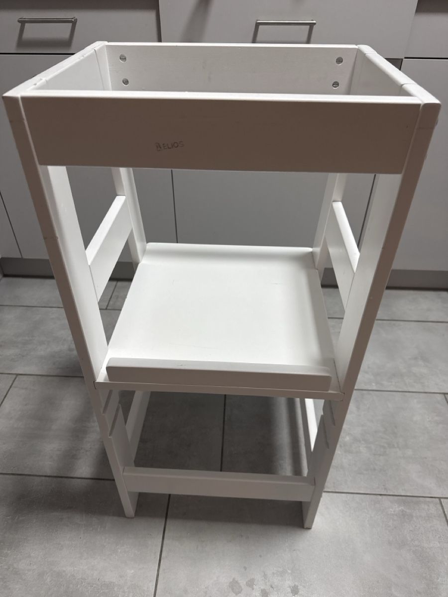 Chaises: Learning Tower white used – D'occasion à Uitikon Waldegg par tdgg 1