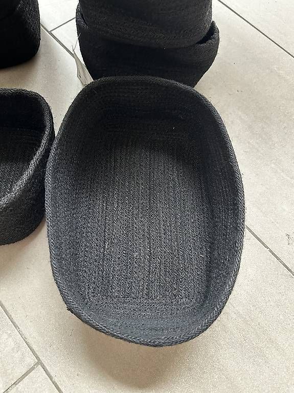 Scarpe da donna: Cesti nuovi neri in iuta  – Usato da Mendrisio venduto da esthetic111 1