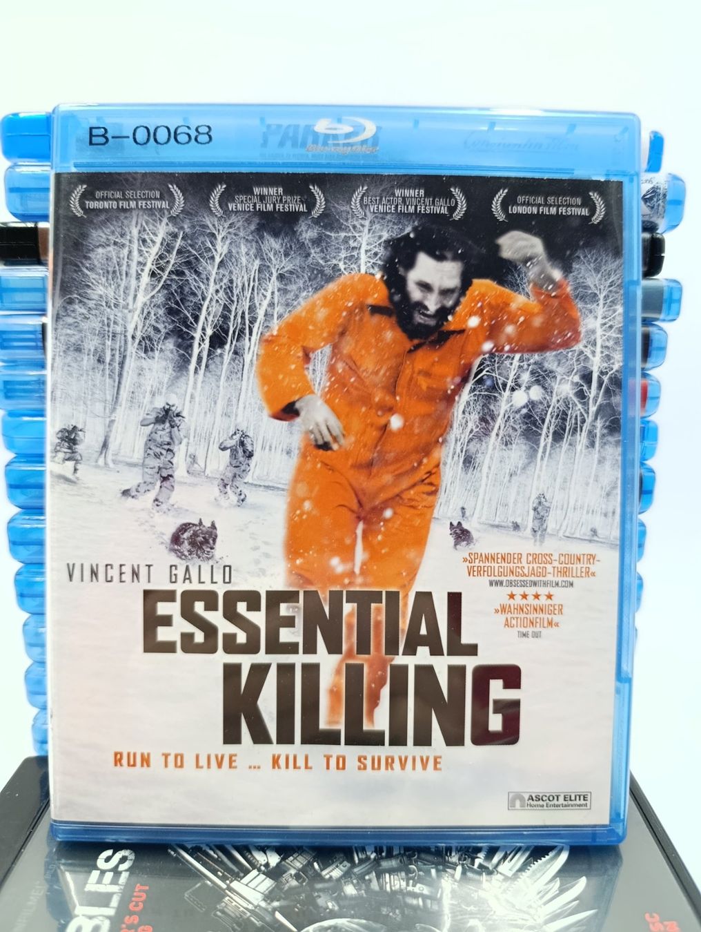 Tutti i DVDs: Essential Killing Blu Ray Film – Usato da Wil SG venduto da Donaldus