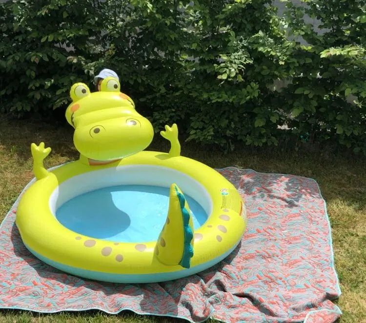 Schwimmbad: Piscine crocodile  – Gebraucht aus MARLY von AISLEE