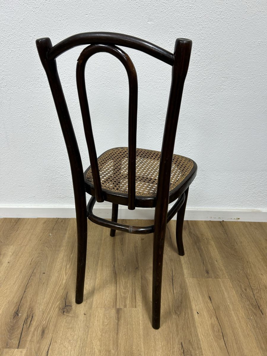 Thonet Stühle: Bistrostuhl Modell No. 56 – Gebraucht aus Basel von Sackmann 2
