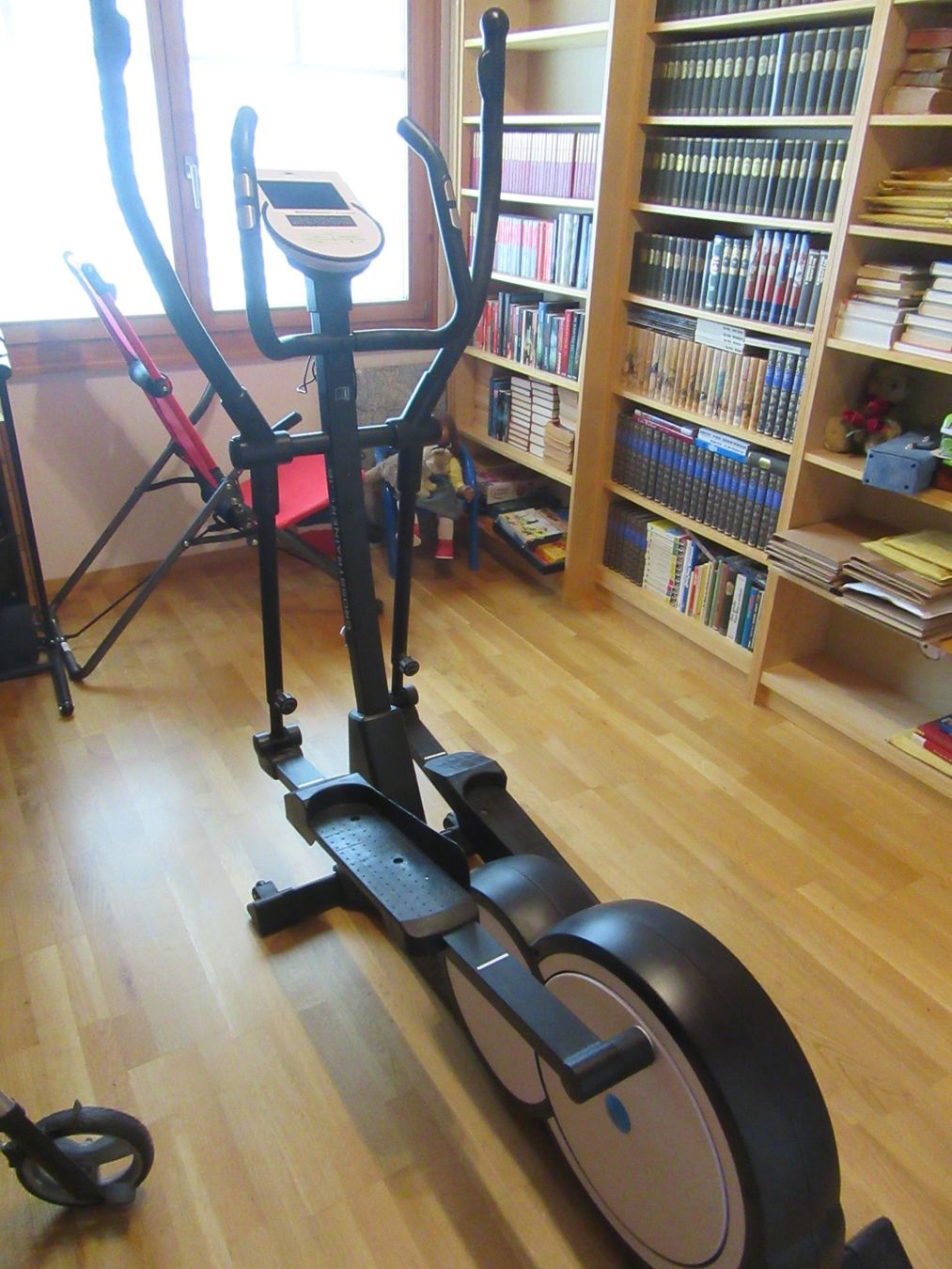 Vélos d'appartement: Crosstrainer – D'occasion à Wattwil par wampi 9