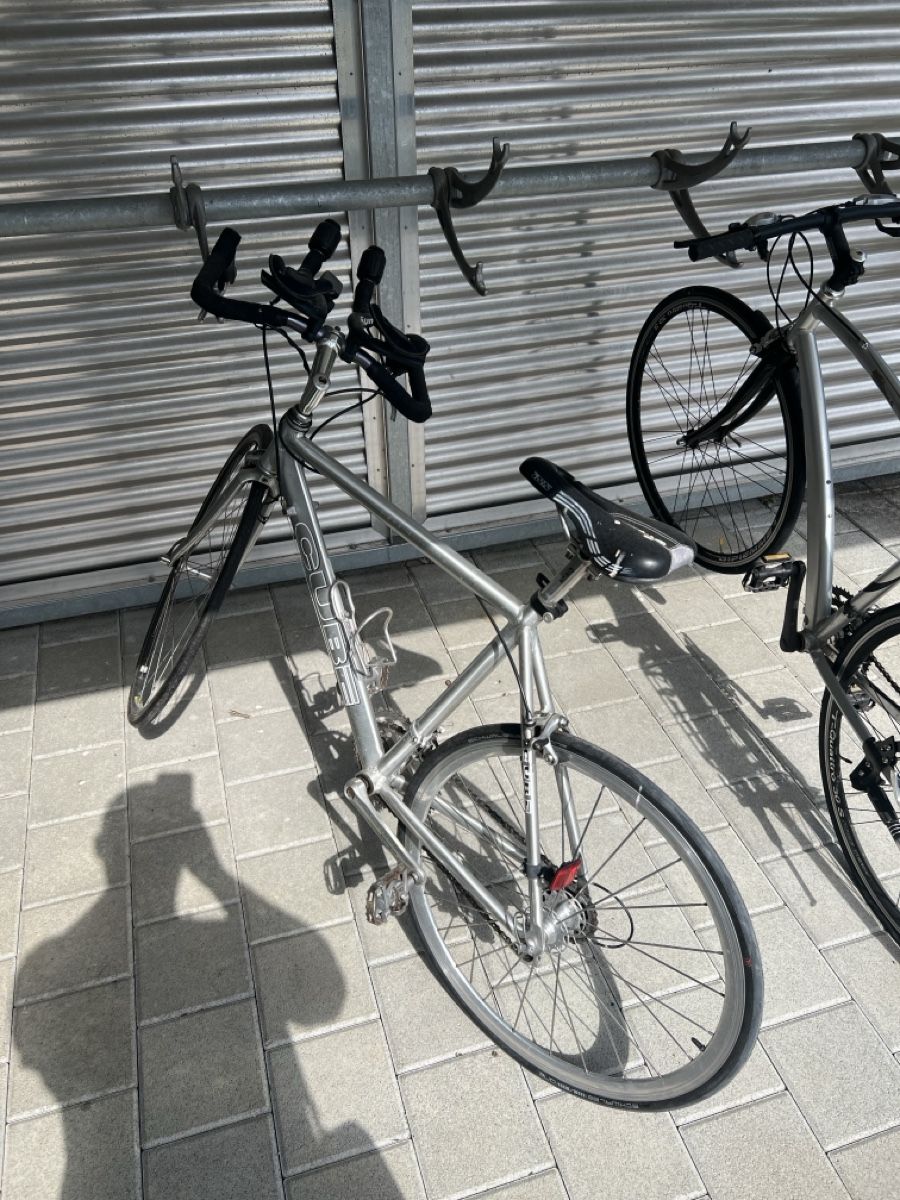 Cube Velos: Rennrad silber Marke Cube gebraucht – Gebraucht aus Gossau ZH von Wu-Mann