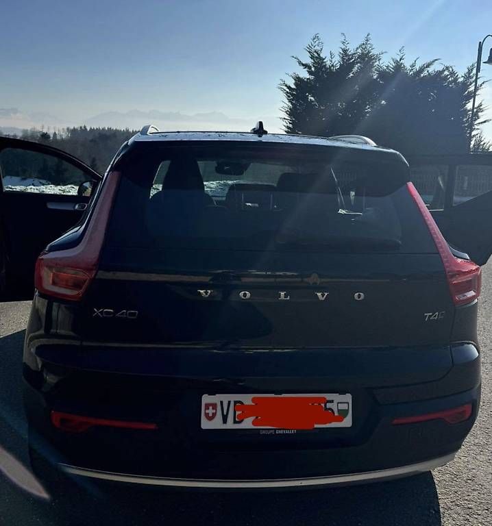 Automobili: Volvo xc40 essence automatique  – Usato da Vétroz venduto da Hb83 2