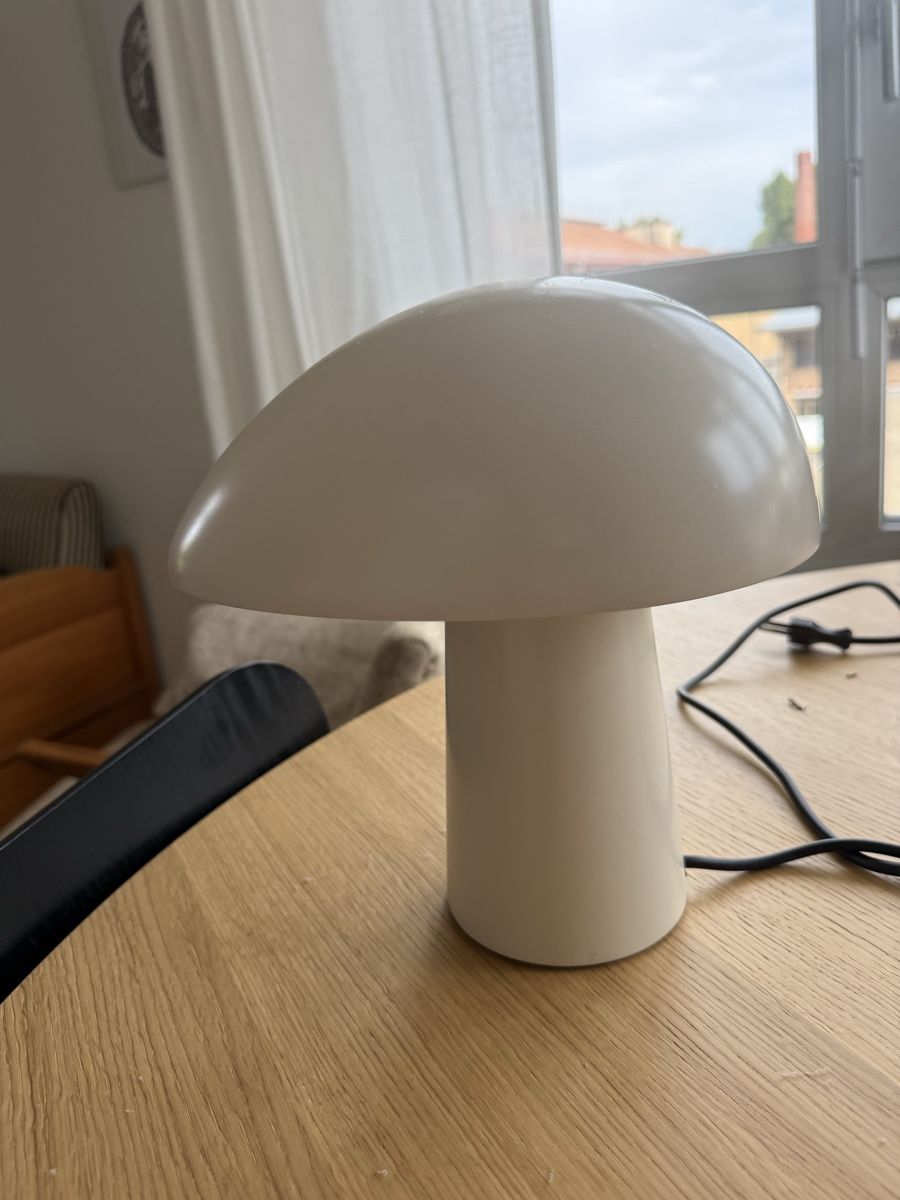 Fritz Hansen Lampade: Fritz Hansen Owl Lamp – Usato da Bern venduto da sab_j69p 3