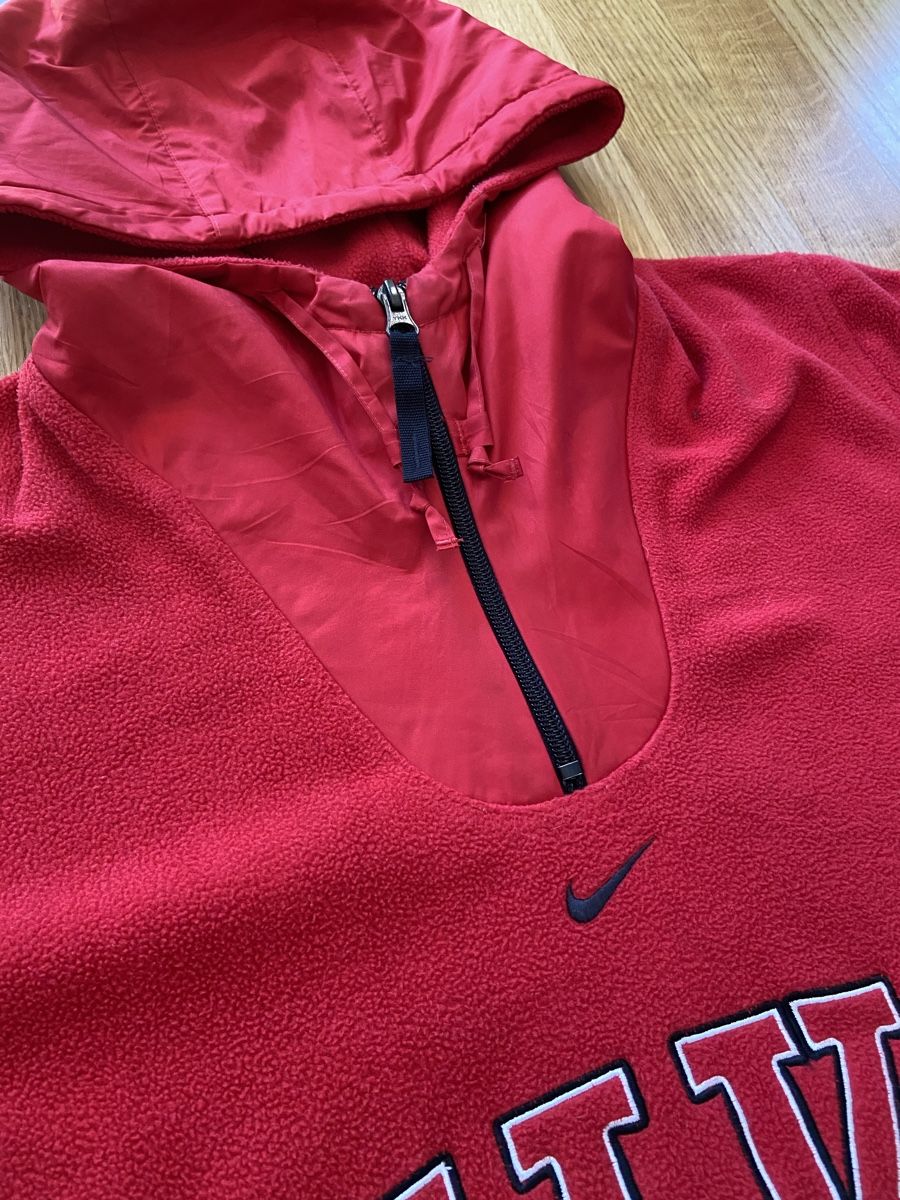 Nike Maglioni & Felpe: Nike Fleece mit Kapuze – Usato da Thayngen venduto da golazo_vines 4