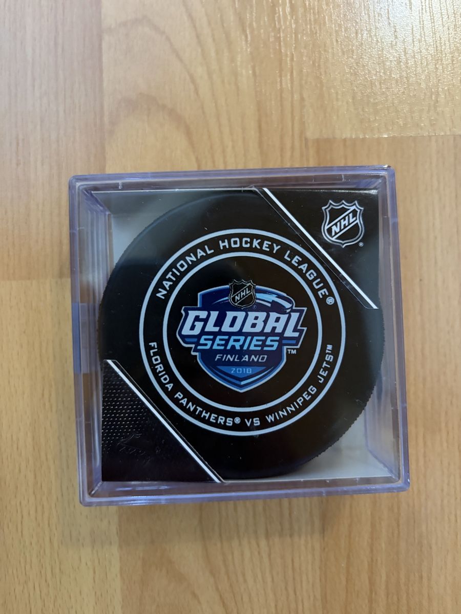 Autografi: Puck NHL global series 2018 Finlande – Usato da Bulle venduto da TheBigL