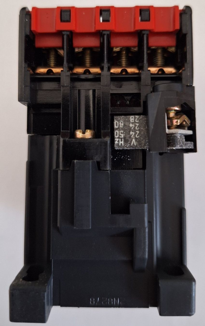 ABB Schalter: Schütz (ABB) BBC B16-40-00 – Gebraucht aus Sevelen von rwi_k7mr 2