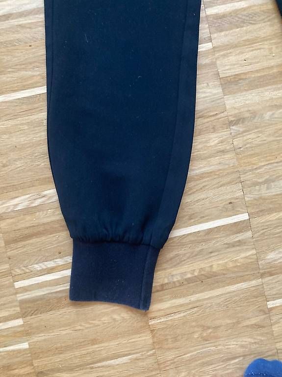 Hosen: Hose im Joggingstyle – Gebraucht aus Zürich von rundeshaus1 2