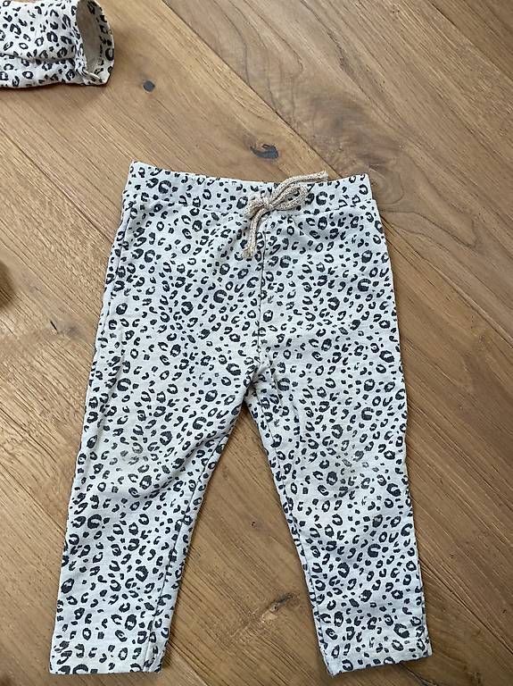 Vestiti & Gonne: Warmes Kleid mit Hose Gr. 74 – Usato da Olten venduto da jen_5nsj 2