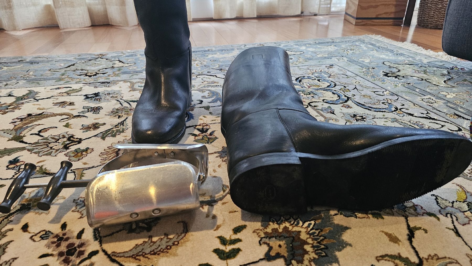 Séchoirs à linge: Èquitation- bottes guette etc.. – D'occasion à Buchillon par sub_7ywz 2