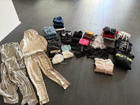 Kleiderpaket Damen Mix Grösse S guter Zustand auch Marken
