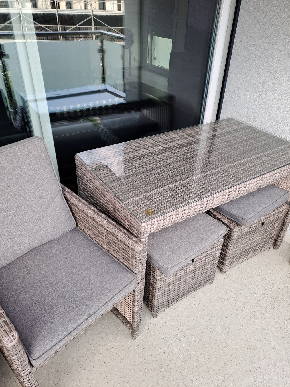 Set di tavolo e panche: Set di mobili da giardino/ Gartenmöbelset – Usato da Osogna venduto da stella086