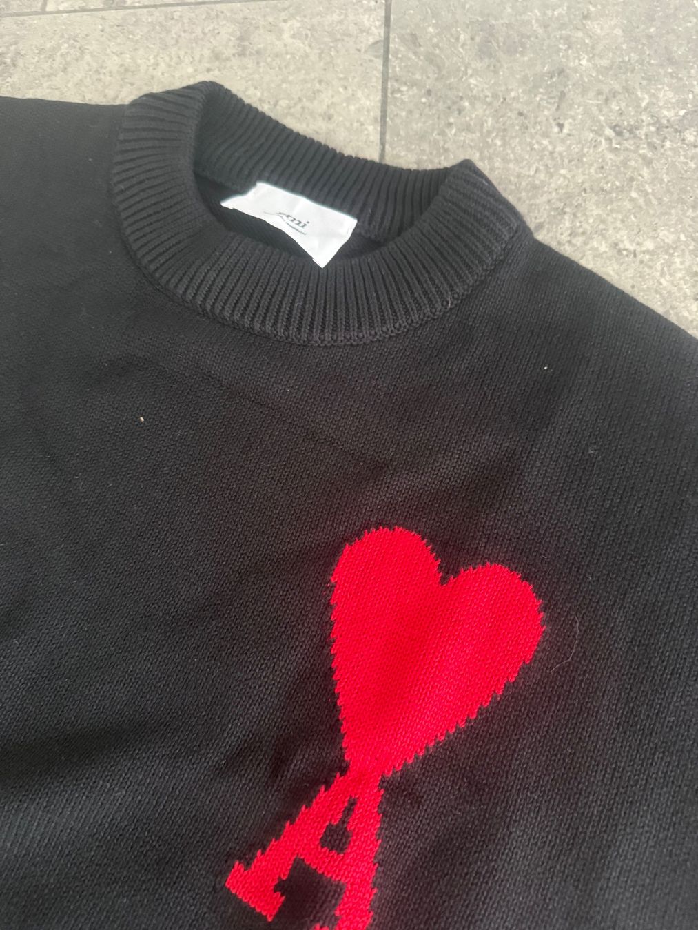 Maglioni & Felpe: Ami Sweater Schwarz Gr. S – Usato da Allschwil venduto da lor_6cgq 4