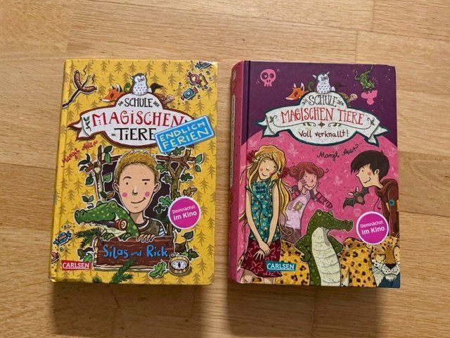 Bücher: Schule der Magischen Tiere: 2 Bücher – Gebraucht aus Nussbaumen AG von walnut-tree