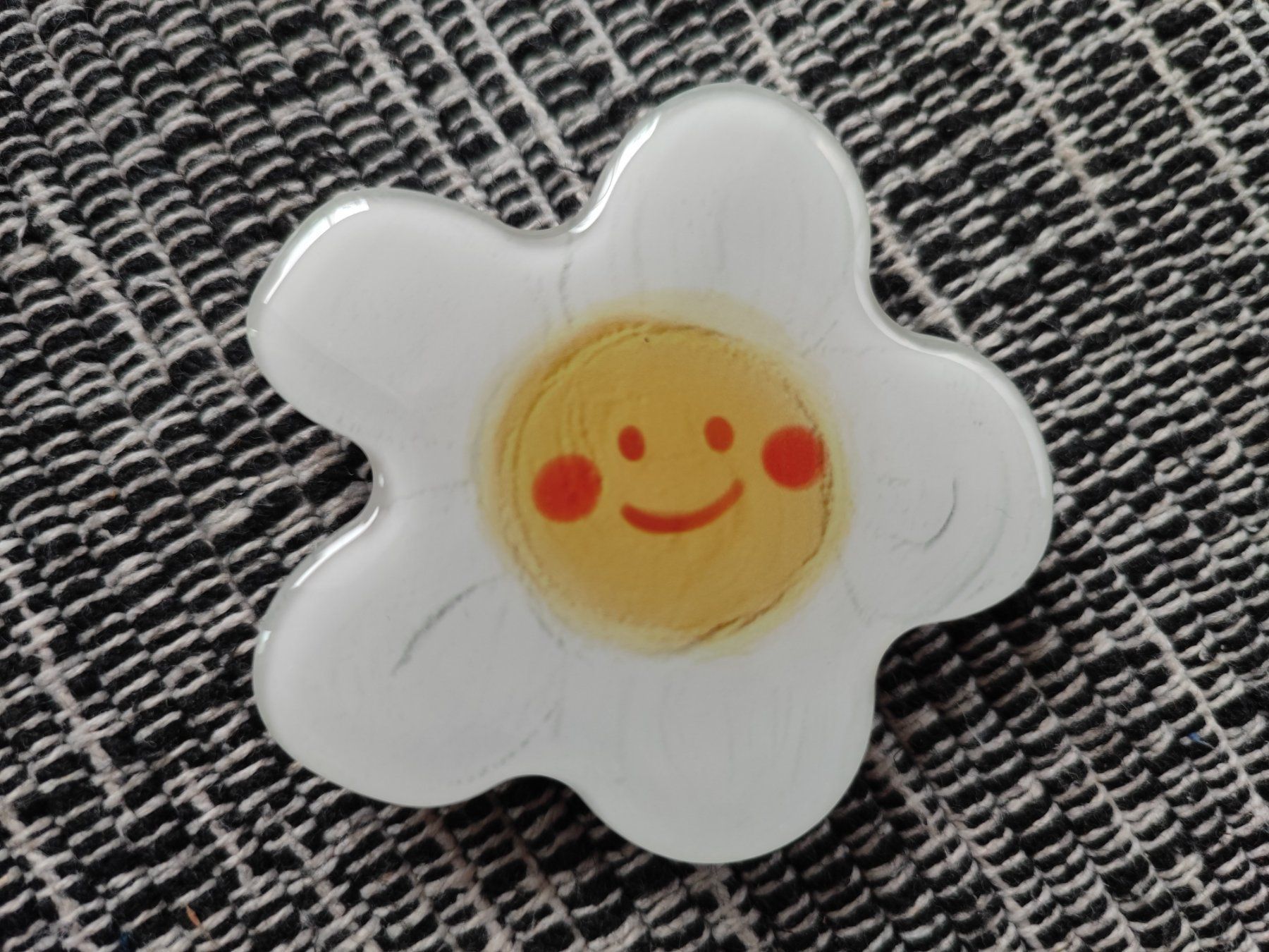 Sonstige Dekorationen & Accessoires: Flower Smiley handy phone figures holder/ stand – Neu (gemäss Beschreibung) aus Sursee von Re.joy