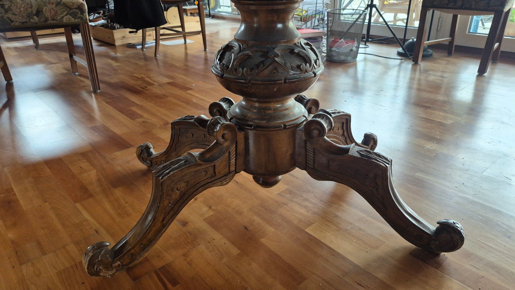 Tavoli: Herrschaftlicher, grosser Barock-Holztisch – Usato da Trimmis venduto da Florianschlumpf 4