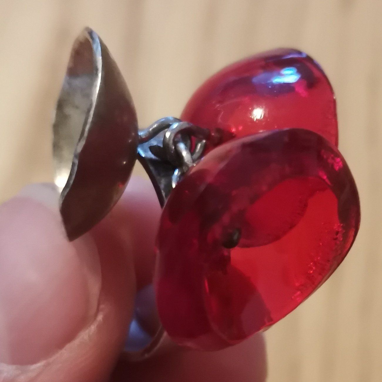 Anelli: Anello vintage argento e resina rossa – Usato da La Chaux-de-Fonds venduto da Catchmi 1