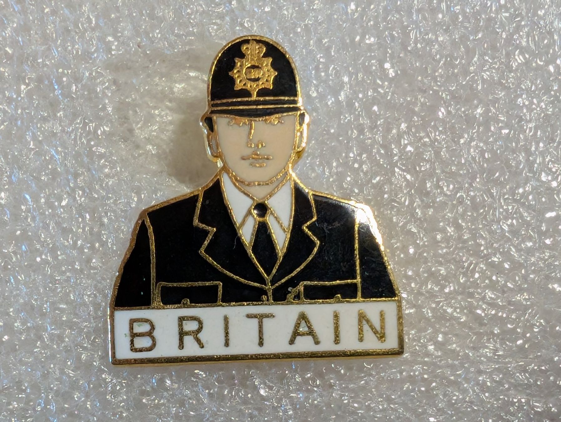 Placchette & Badge: Ansteckpin 284: Britain – Usato da Oppligen venduto da Pin-Fall-Shop
