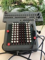 Rechenmaschine aus den 60er Jahre