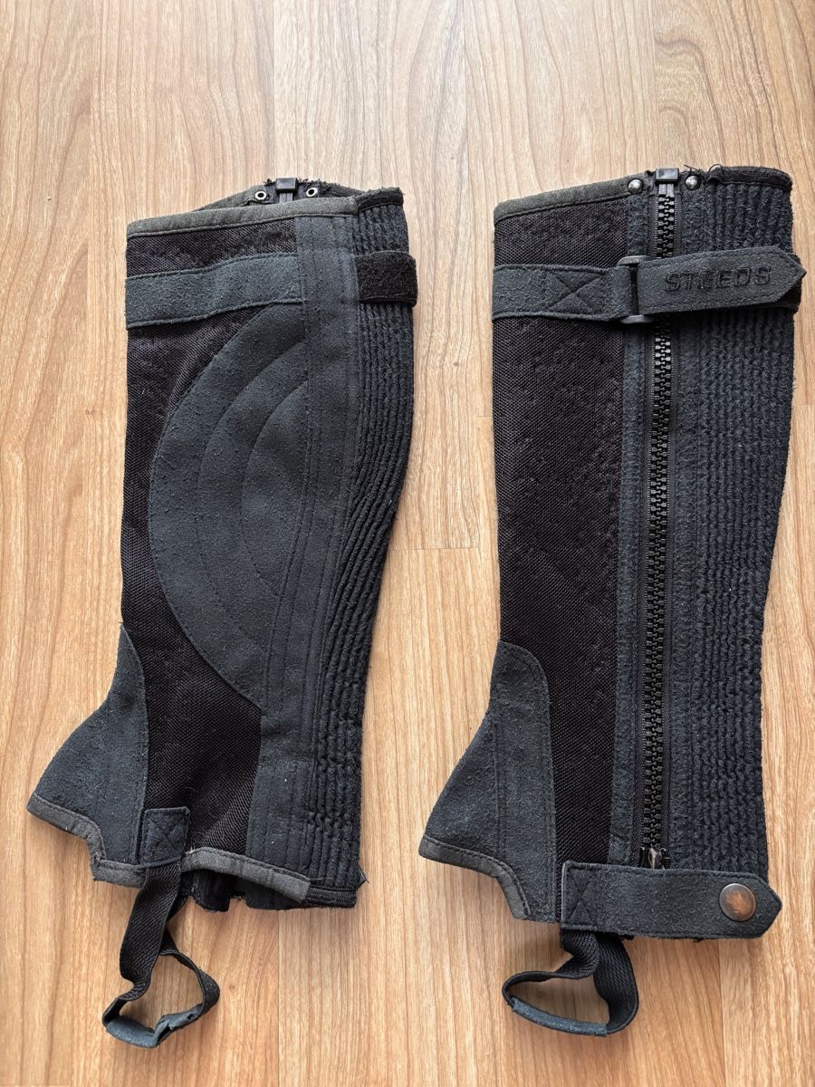 Jambières & Bandages: Reitstiefelgamaschen schwarz – D'occasion à Lausen par Claudj1 1