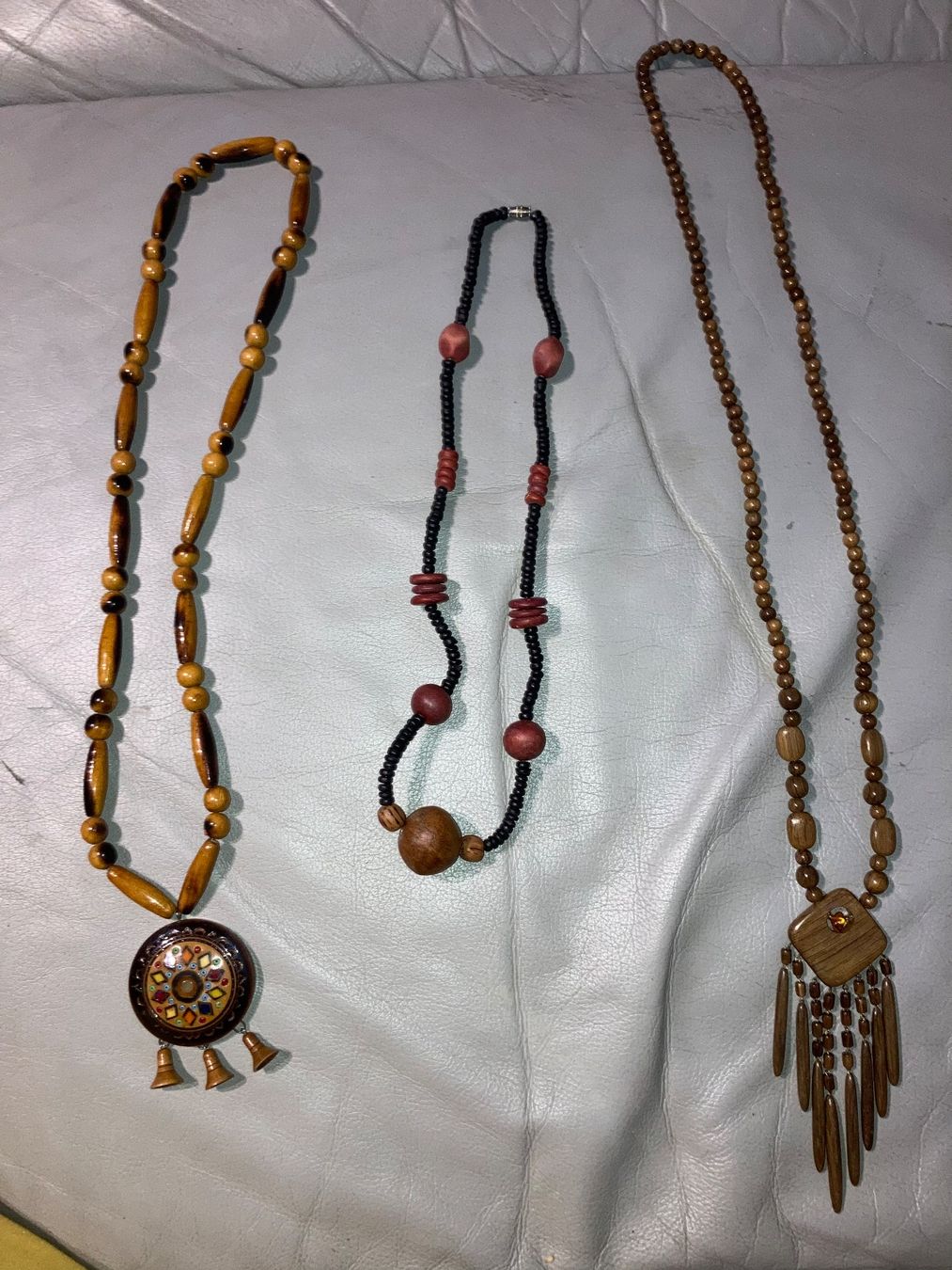 Altri gioielli: Lot des colliers en bois – Usato da Chancy venduto da dia_tb2t