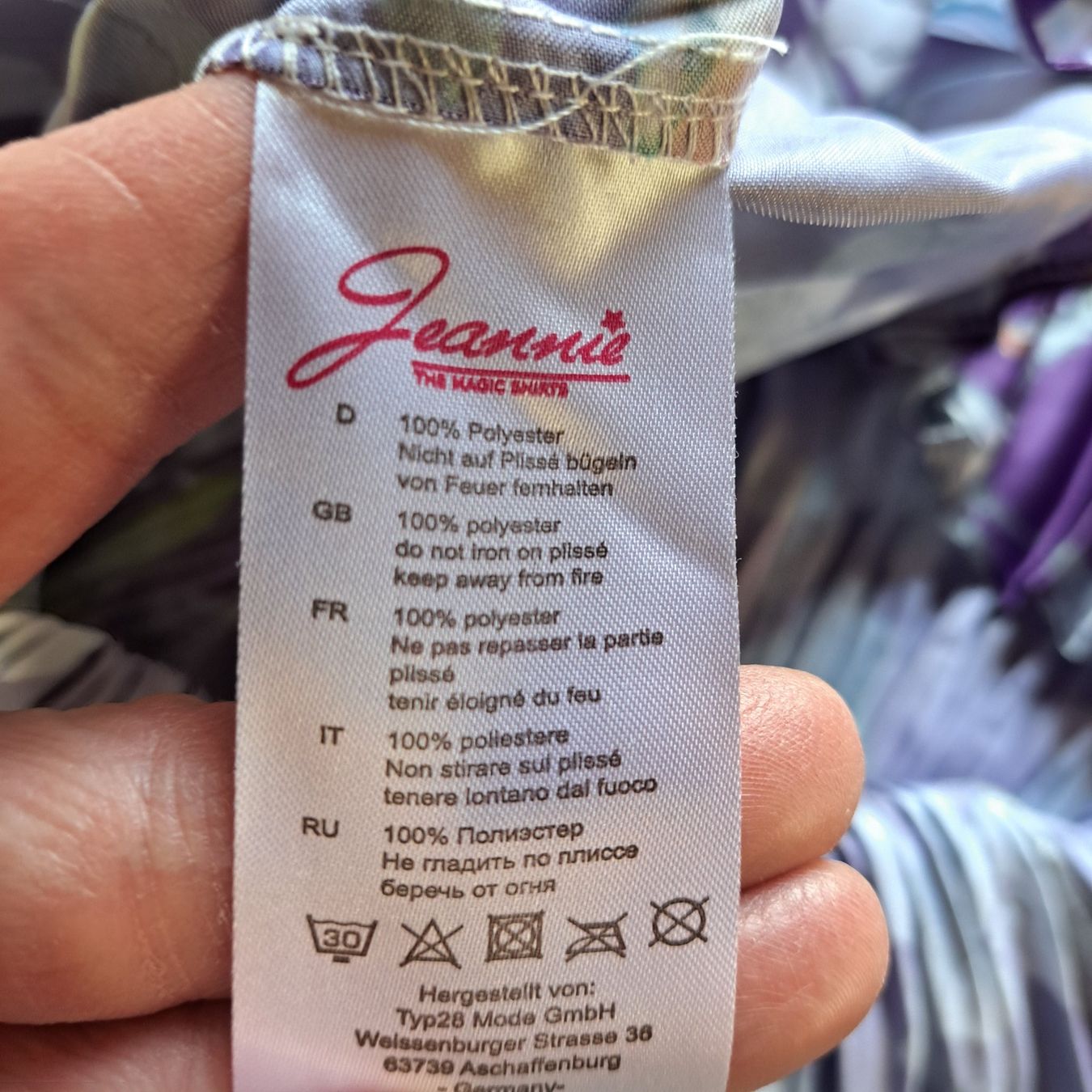 T-shirt: neues T-Shirt, langarm – Nuovo (secondo la descrizione) da Walchwil venduto da TIERCHEN23 4