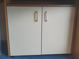Büroschrank mit zwei Türen Holzoptik akzeptabler Zustand