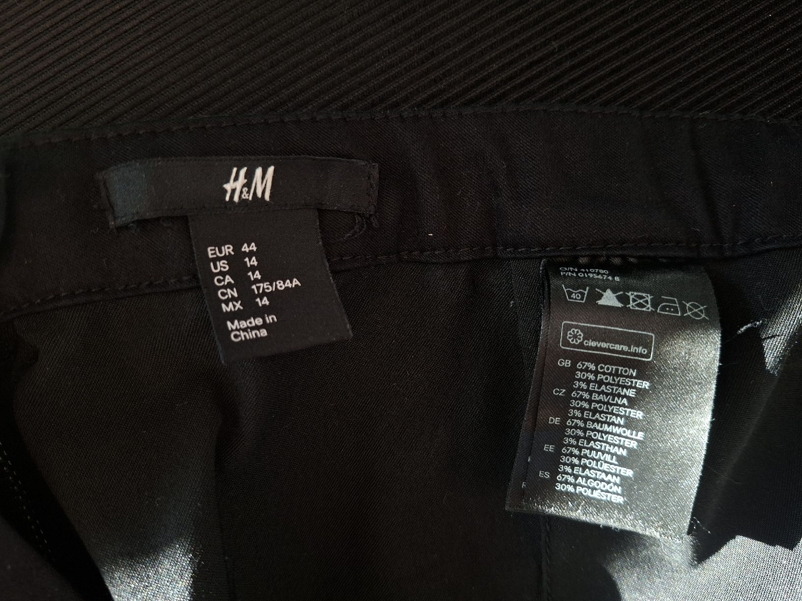 H&M Completi & Tailleur: Damensmoking – Usato da Oberengstringen venduto da Kimchimon 8