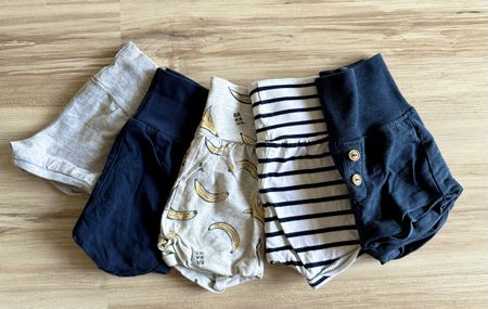 5 kurze Hosen Marke H&M Grösse 62 2-4 Monate