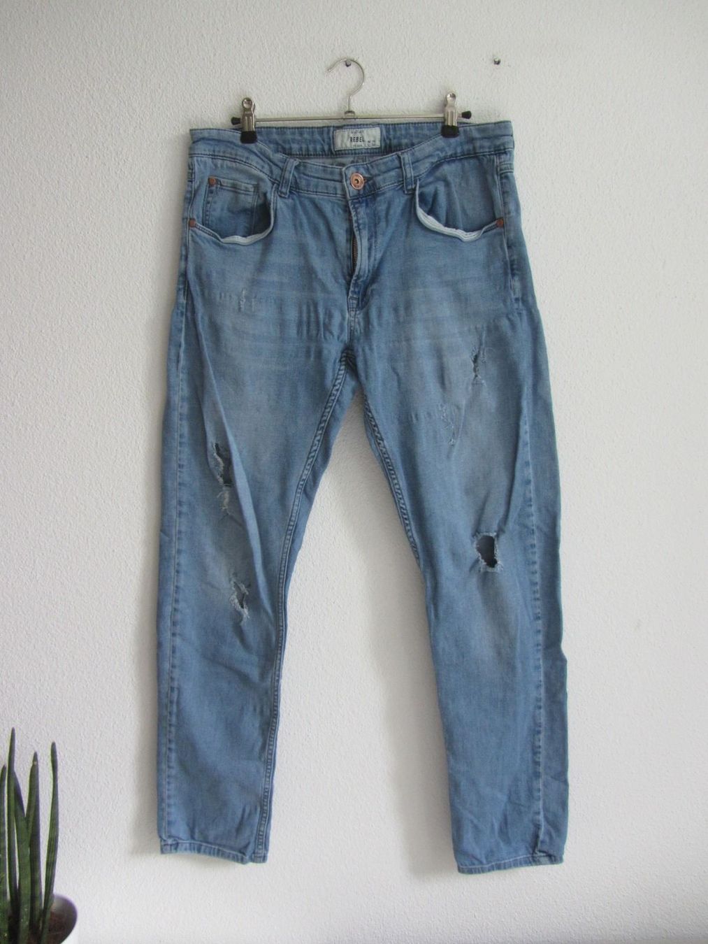 Jeans: REDEFINED REBEL - Destroyed Jeans M – Usato da Zürich venduto da Diazaio