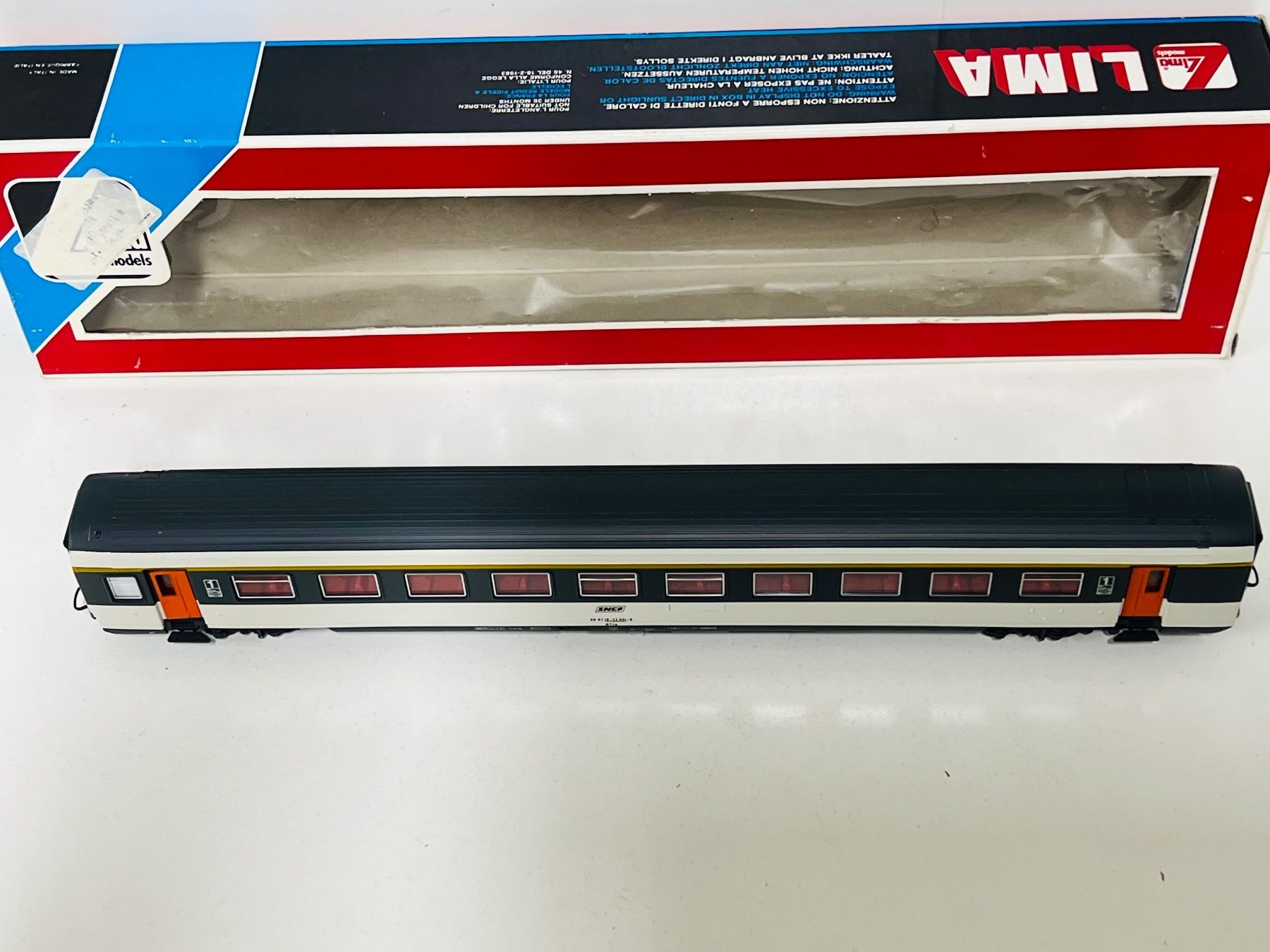 Lima Modellini di ferrovie: Lima  30 9184 SNCF 1.Kl. H0 DC – Usato da Geroldswil venduto da TopTrain54 4