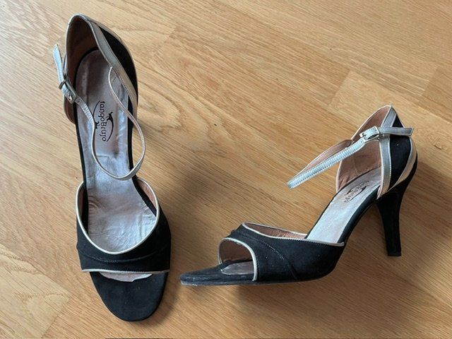 Scarpe da donna: Tango-Schuhe aus Leder – Usato da Zürich venduto da bla_m2q5