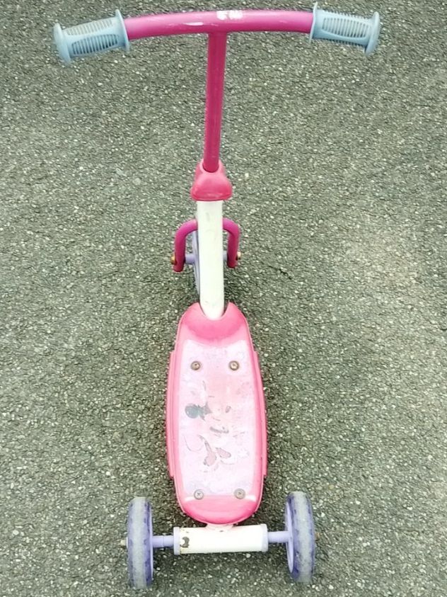 Veicoli per bambini: Kinderscooter rosa – Usato da Oberrohrdorf venduto da Mik_6hxw
