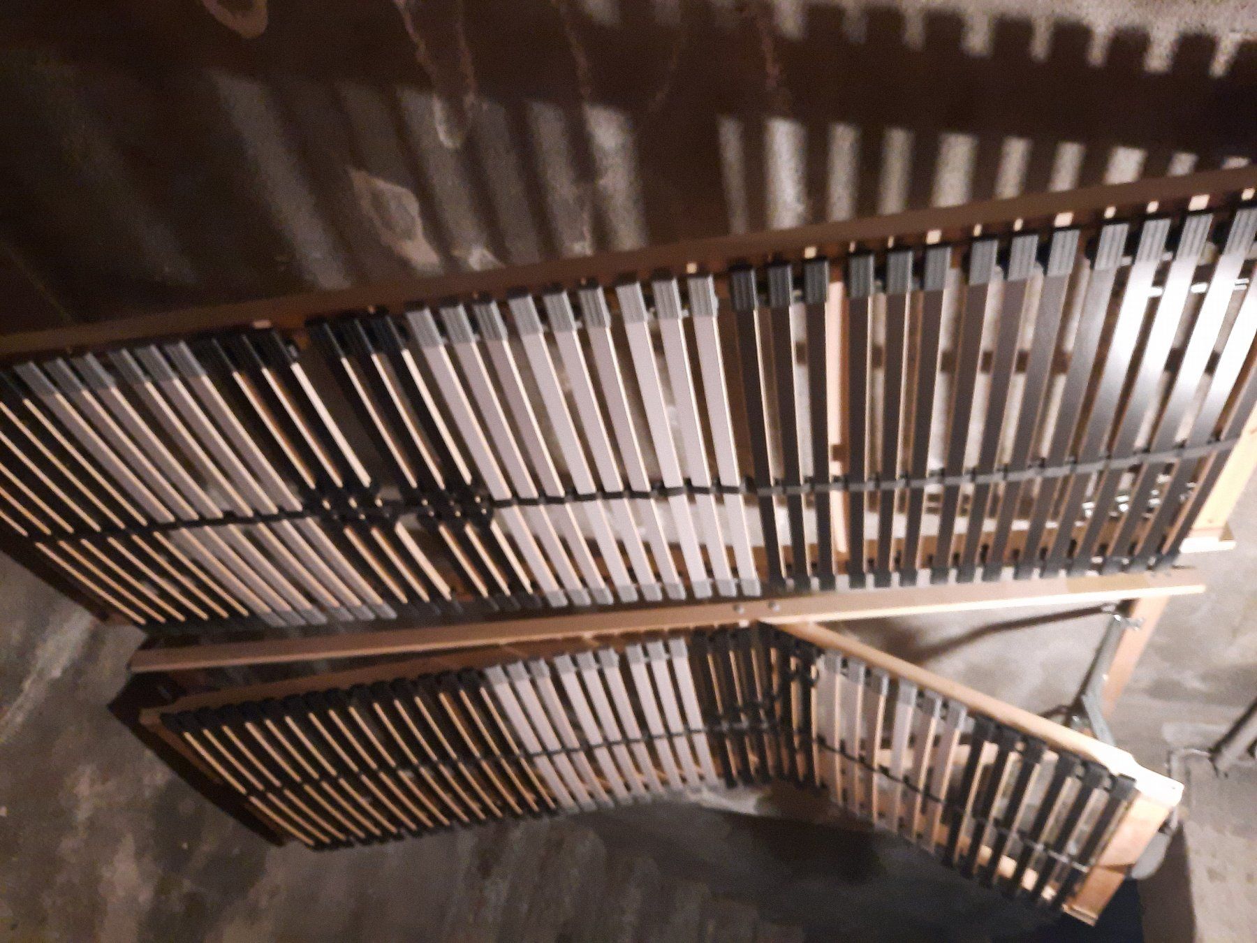 Lattenroste: 2 sommiers de 70X200 – Gebraucht aus Montreux von princessemalabar