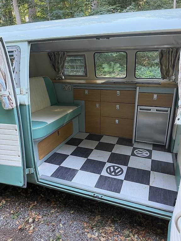 Autos: VW T1  – D'occasion à Horgen par nut_tn9j 2