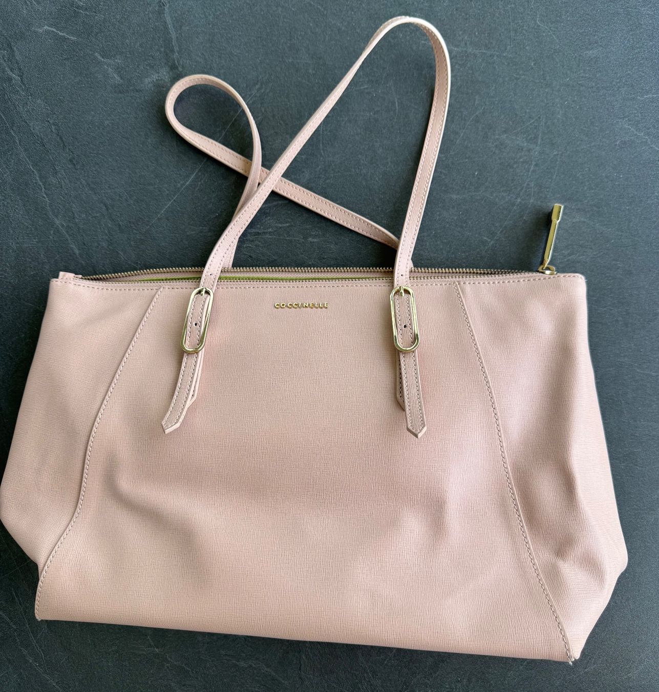 Coccinelle Borse da donna: Handtasche Coccinelle hellrosa – Usato da Horgen venduto da Koolen