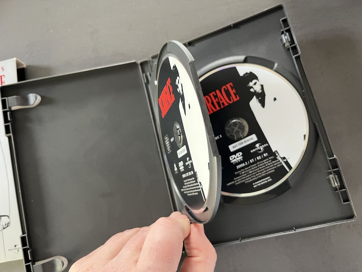 Tutti i DVDs: Scarface 2-Disc Special Edition DVD – Usato da Solothurn venduto da Bagi1989 1