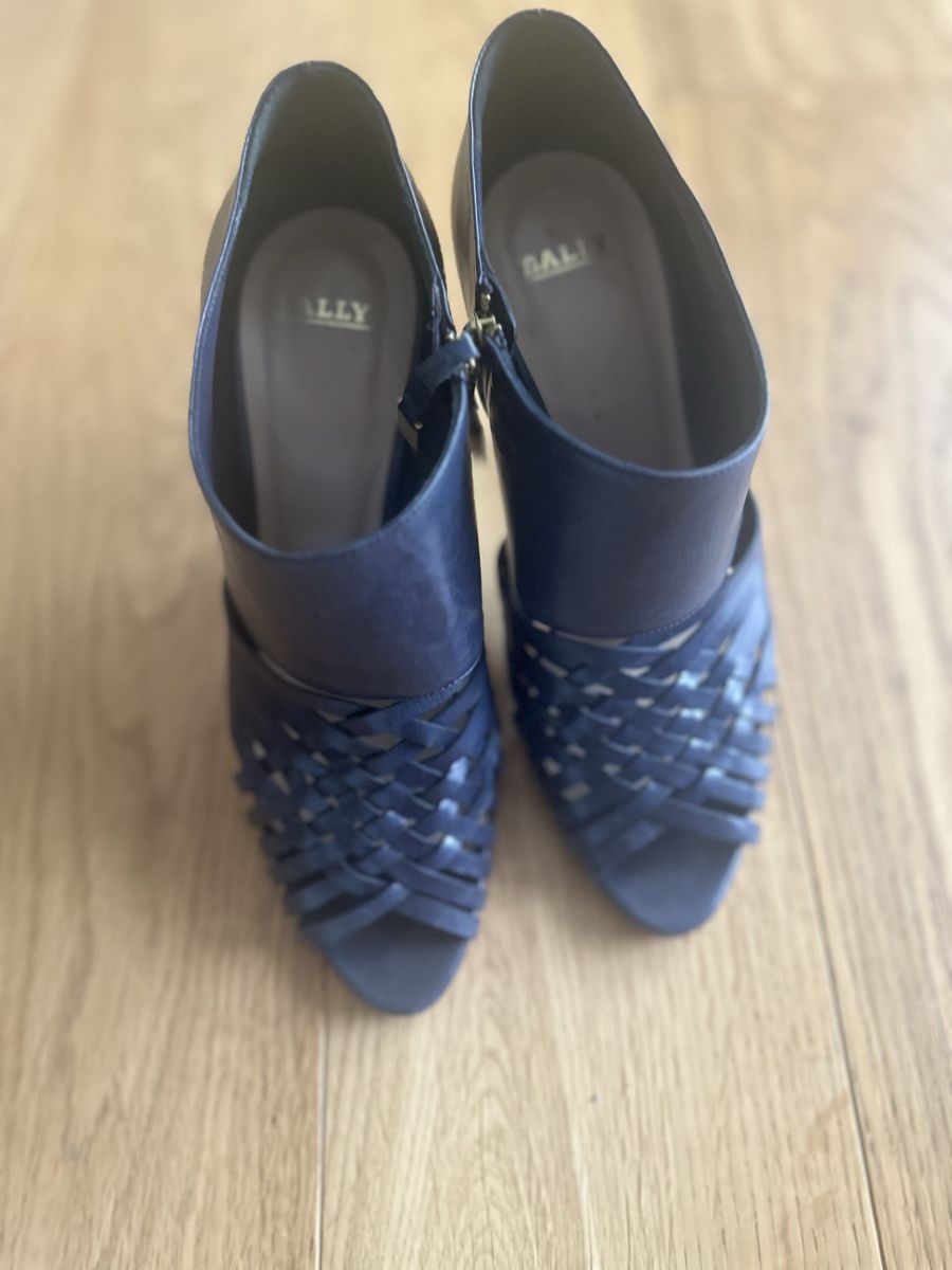 Bally Damenschuhe: Bally Schuhe 1x getragen navy 38 – Gebraucht aus Pfaffhausen von Klaras_second_hand 5