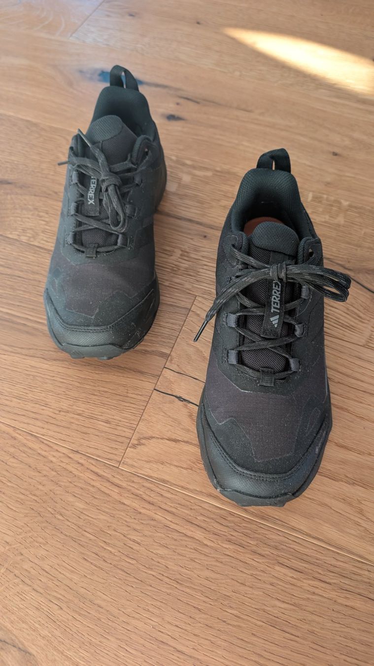 Adidas Chaussures hommes: Adidas Terrex Wanderschuhe schwarz Grösse 43 1/3 – Neuf (Voir description) à Birrhard par jjhitos