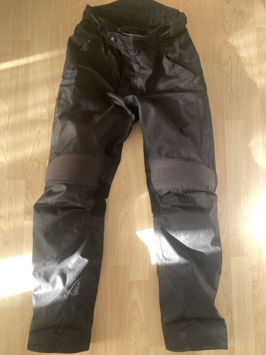 Pantaloni: Motorradhose schwarz S – Usato da Winterthur venduto da extraversion