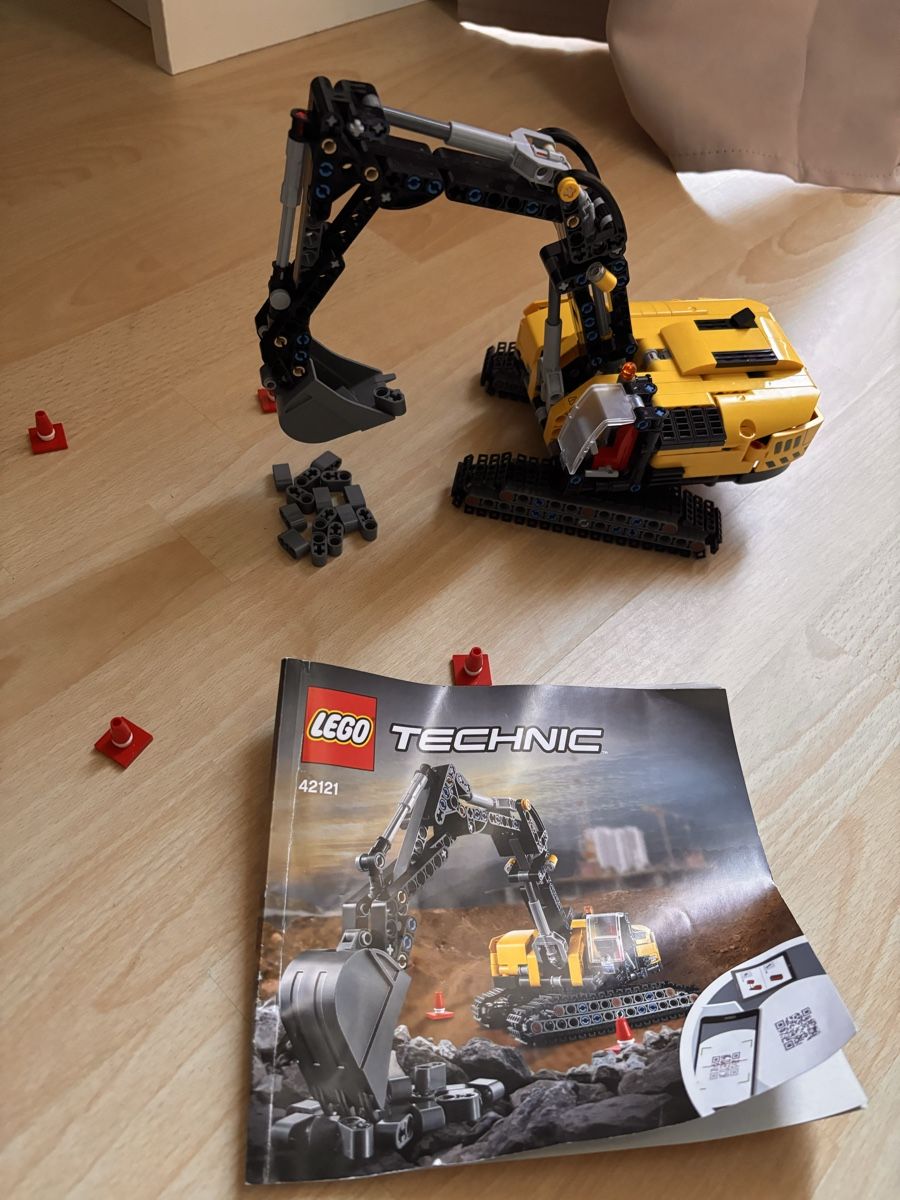 Technics Kit di costruzioni: LEGO Technic 42121 Bagger, komplett – Usato da Dättlikon venduto da MC_FK