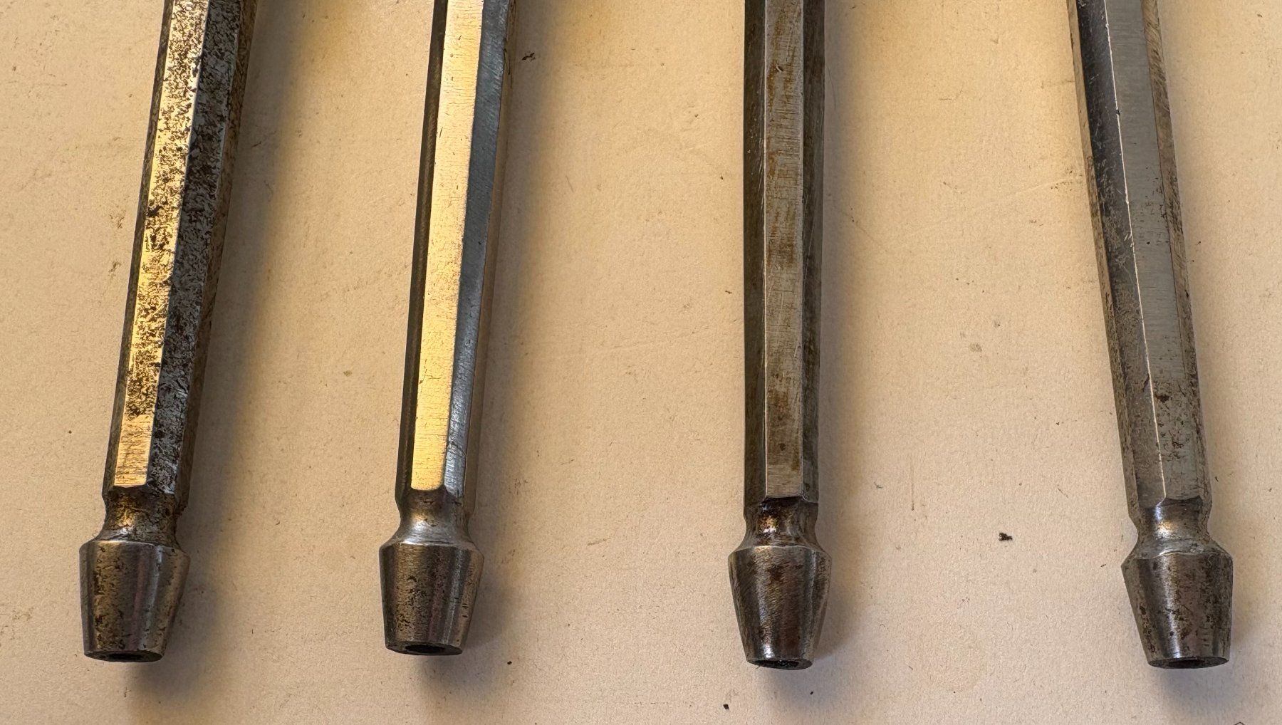 Alle Werkzeuge: VINTAGE HANDFEILKOLBEN – Gebraucht aus Ostermundigen von wini63 2