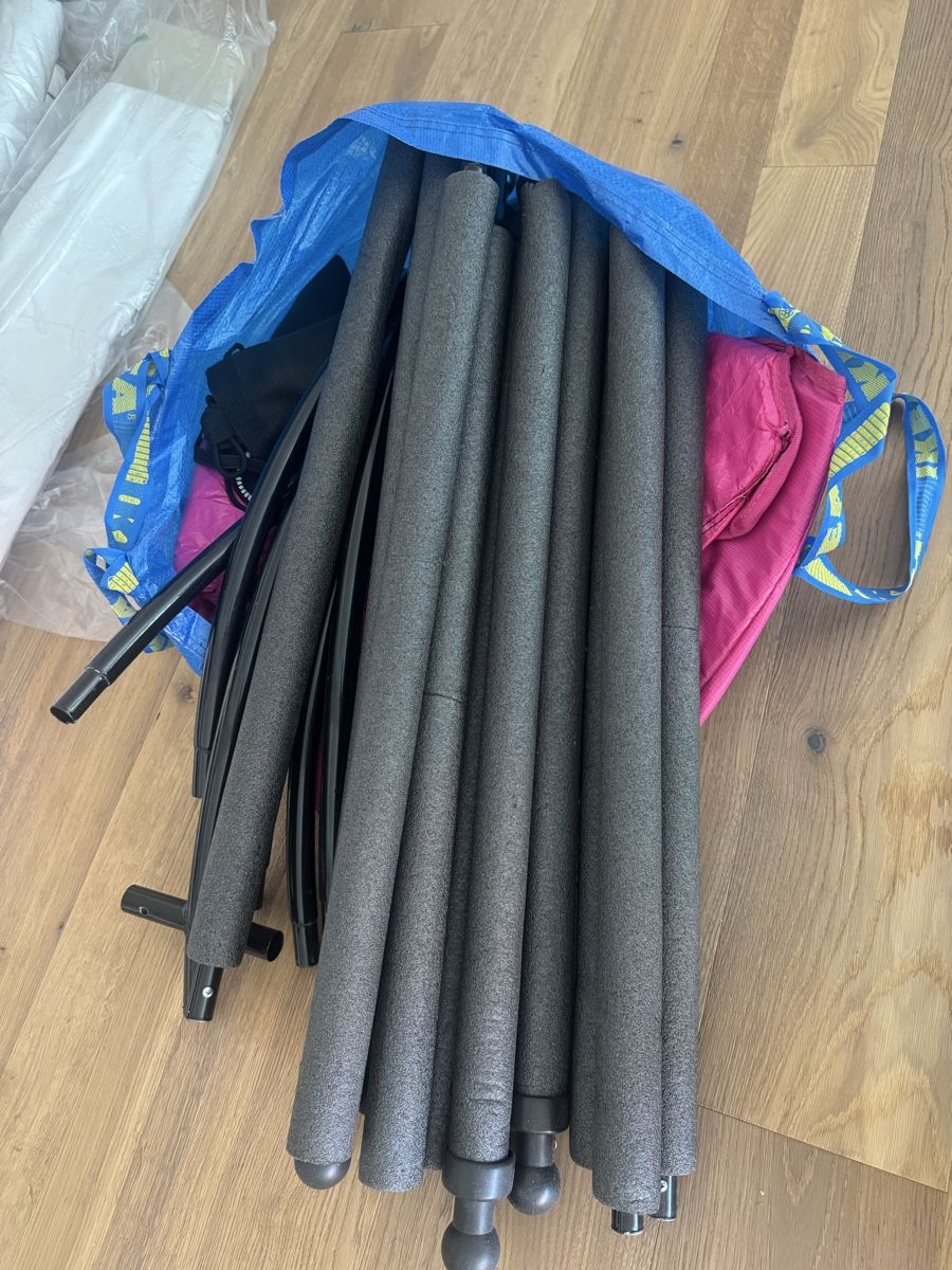 Trampolines: Junior Trampolin pink 140 cm – D'occasion à Horgen par JekerZurich 2