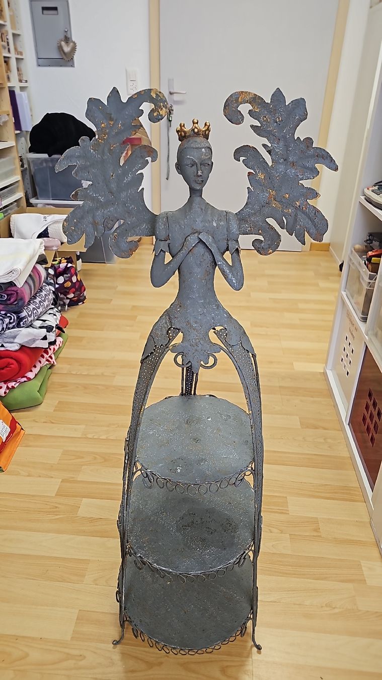 Tutte le decorazioni: Etagère Engel aus Metall – Nuovo (secondo la descrizione) da Benzenschwil venduto da Ginymaus 1